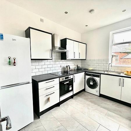 Entire Yellowapt Near Belfast City Centre - Free Parking - Up To 3 Guests - 2 Beds Exterior foto